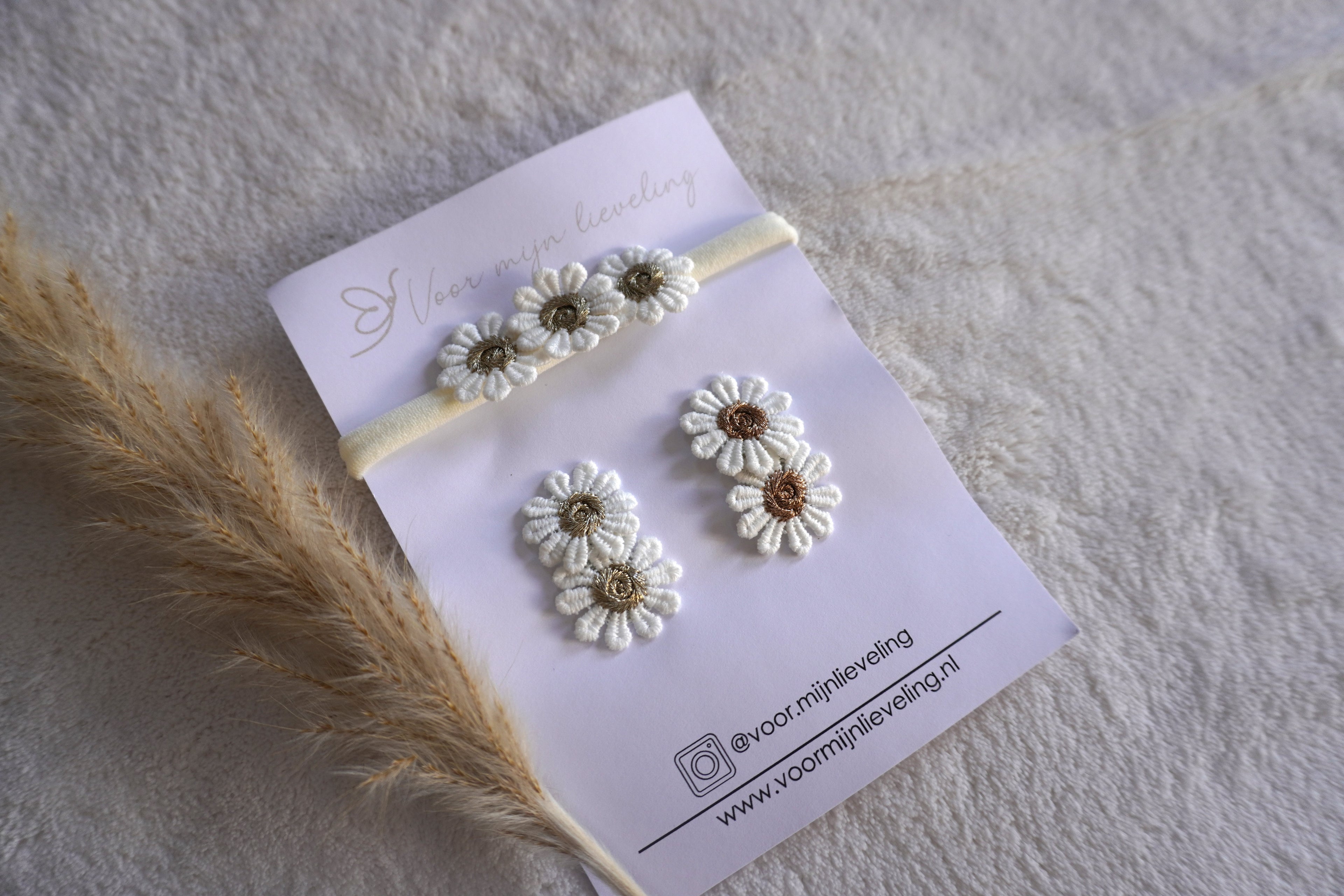 Cadeausetje Newborn "Madelief goud"