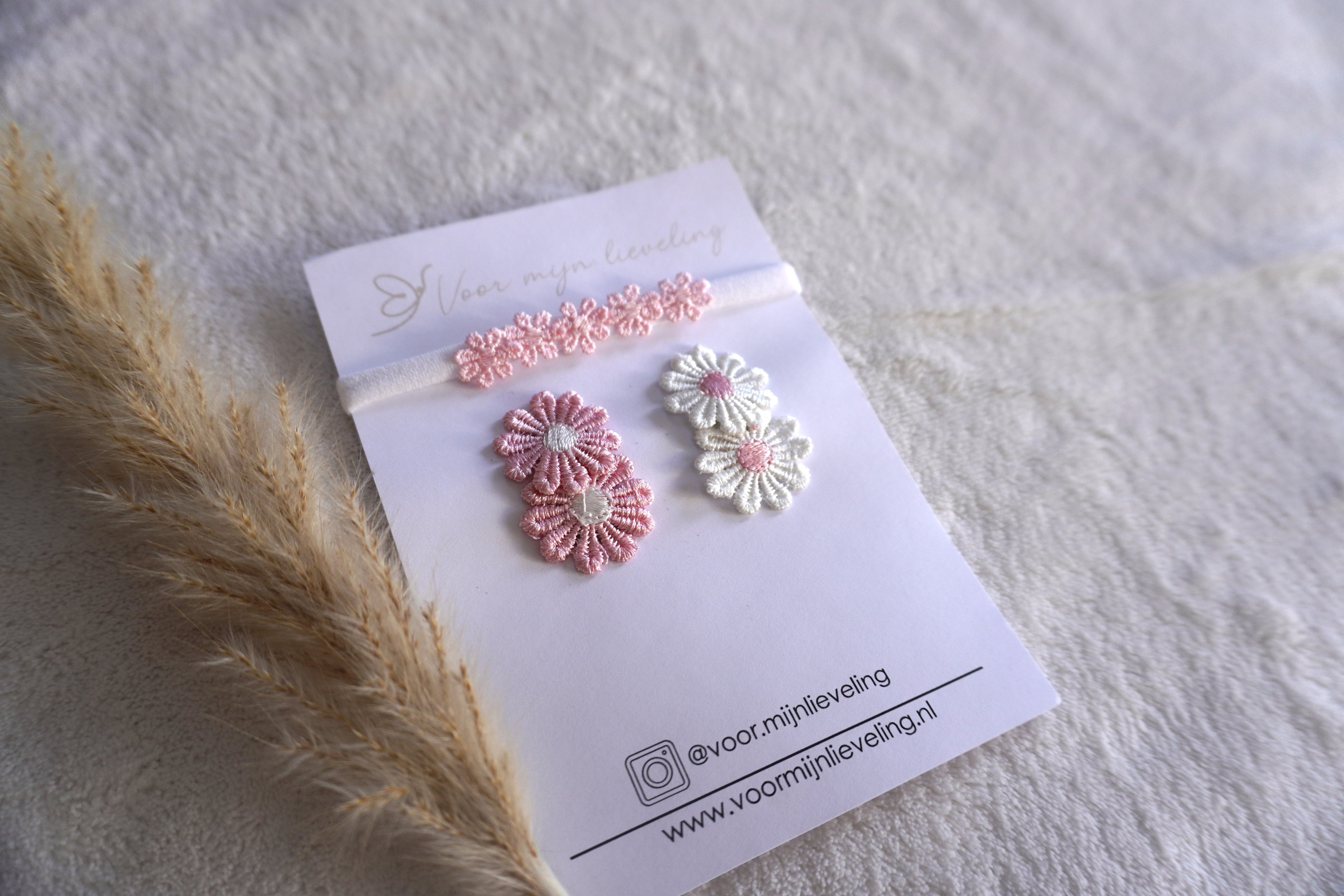 Cadeausetje Newborn "Madelief roze"