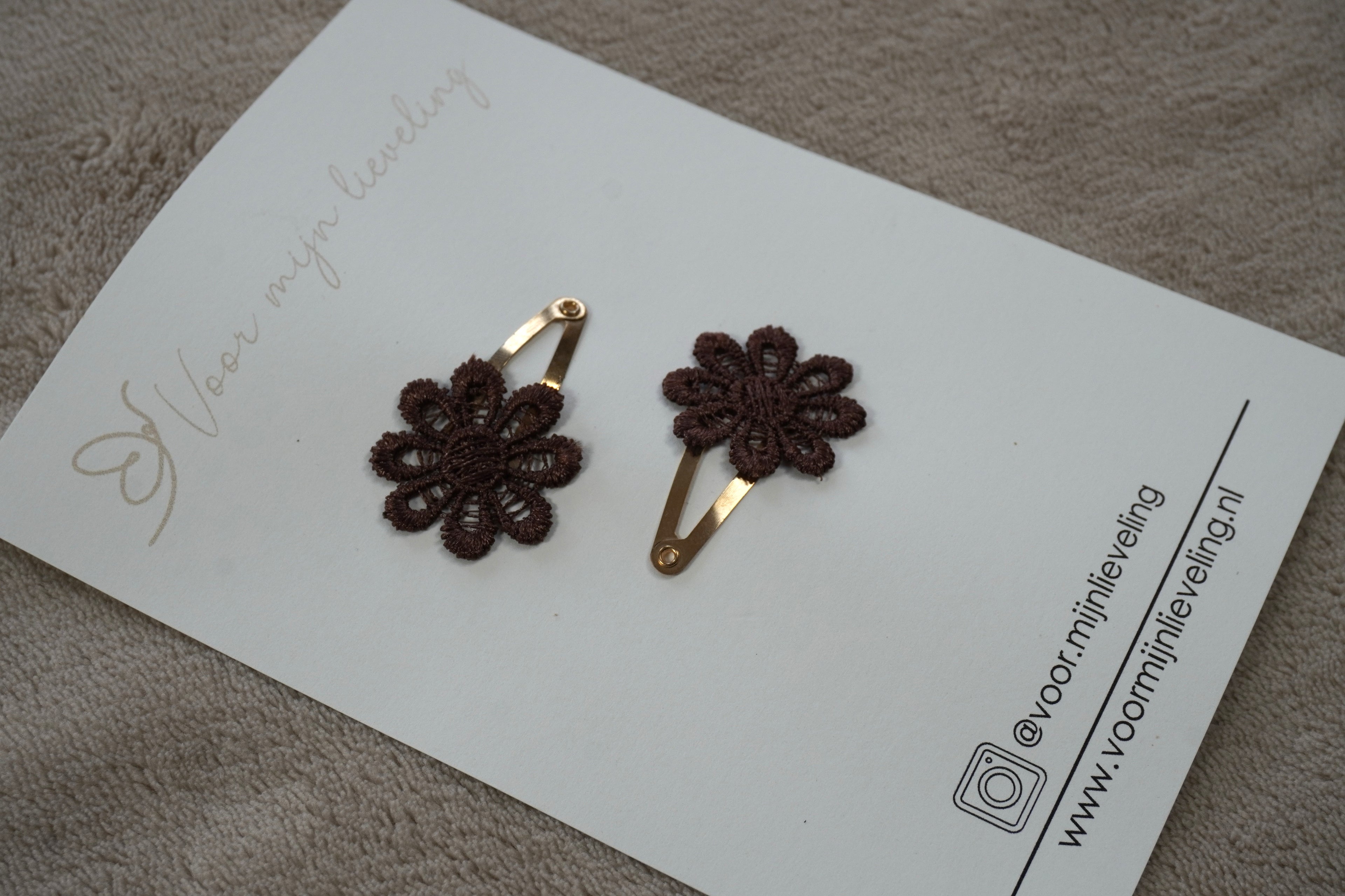 Duo klikklak - Bloemetje bruin (3cm)
