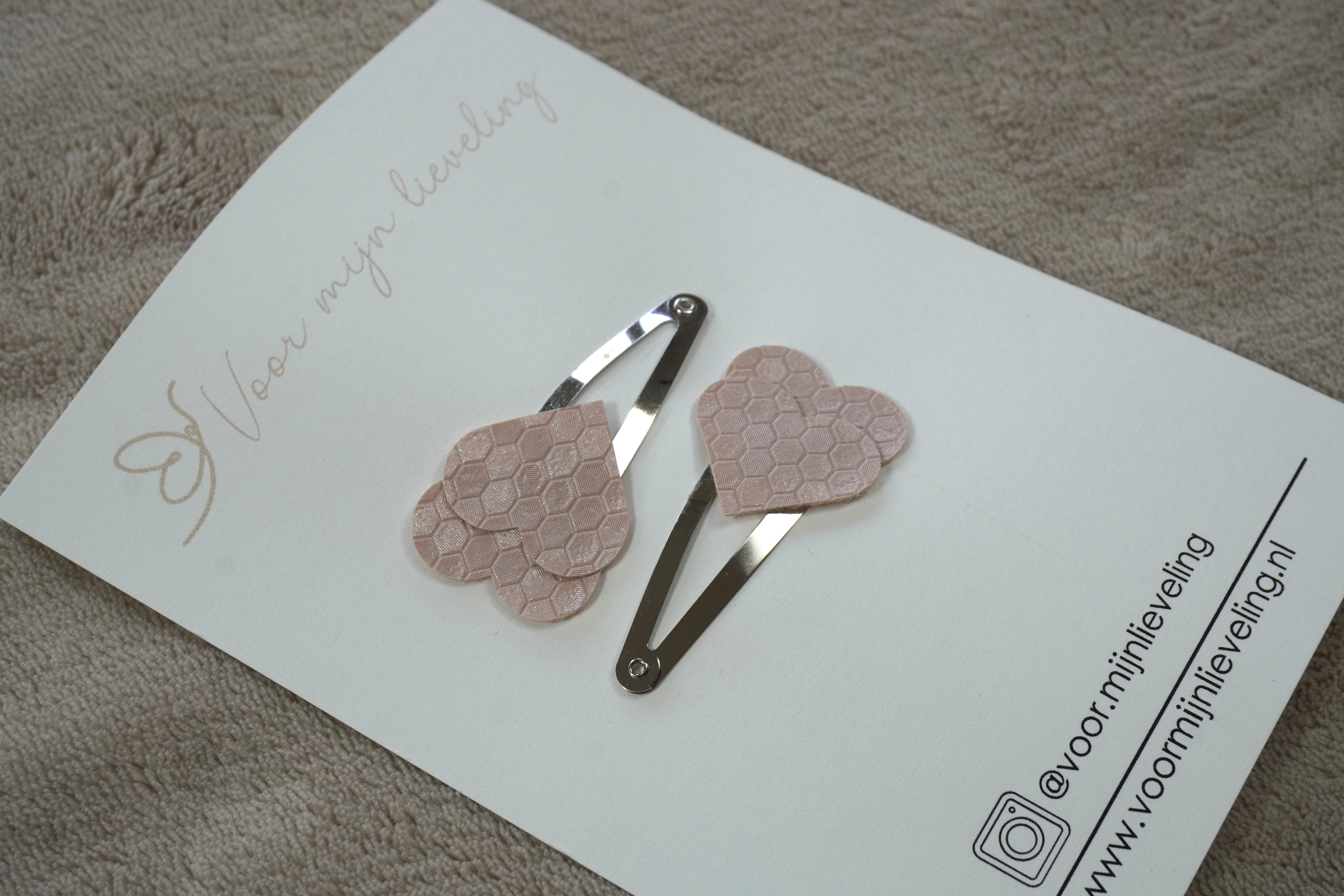 Duo klikklak - Faux leather hearts roze (5cm)