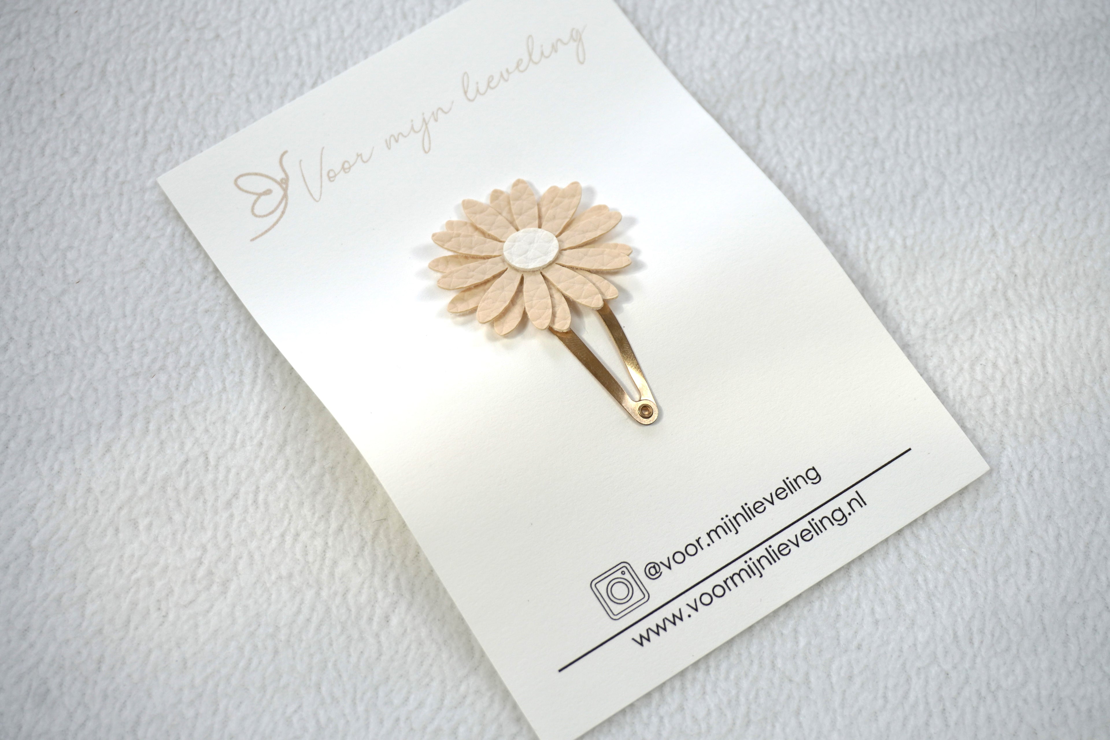 Klikklak -  "Leather flower beige" (5cm)